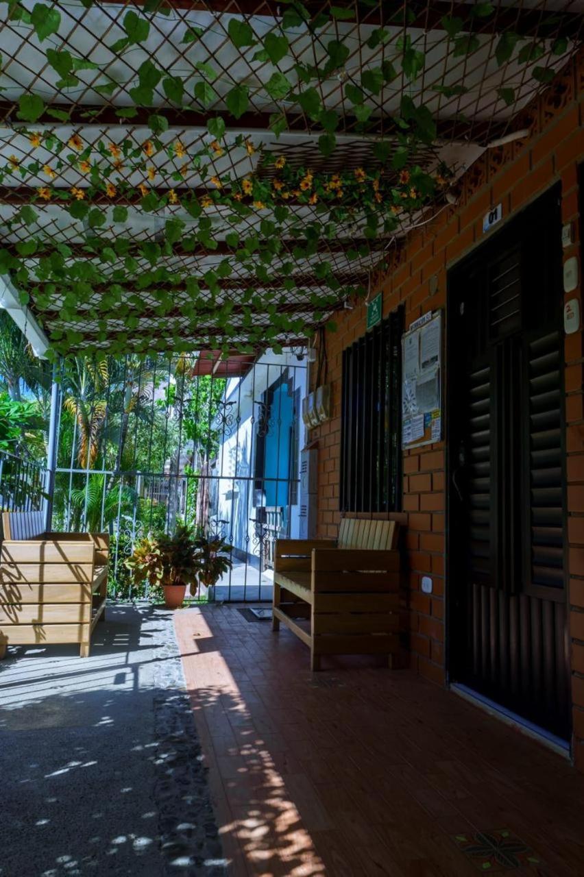 Mi Pueblo Natal Aptos Y Habitaciones Necoclí Exterior photo